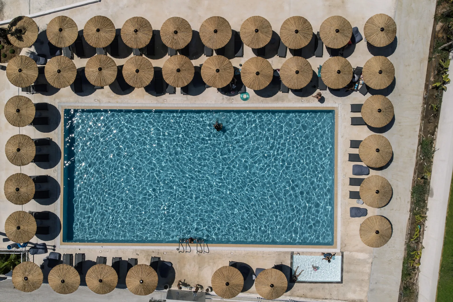 Tiara Holidays - Elion Resort & Spa - pogled na bazen